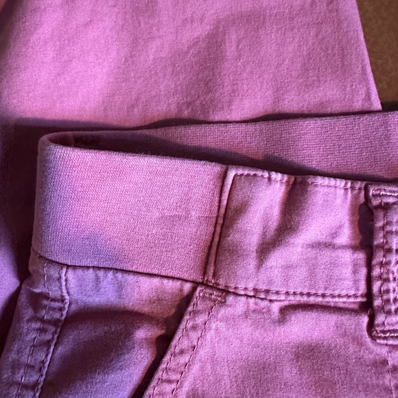 Lee relaxed fit mid rise capris, elastic waistband, 6 pockets, 10, EUC - Picture 10 of 11